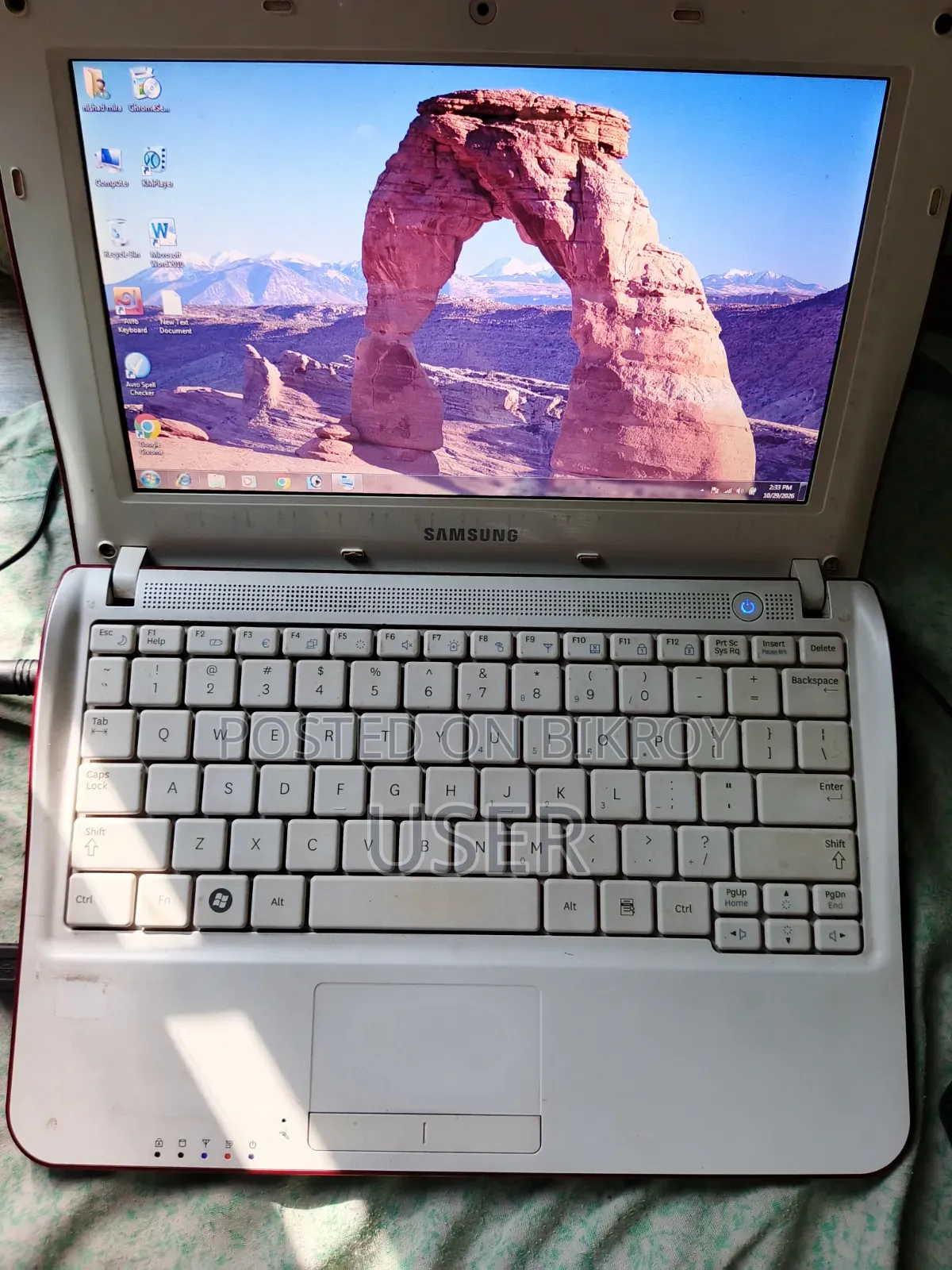 Laptop Samsung NP300E5X 2GB Intel Atom HDD 256GB