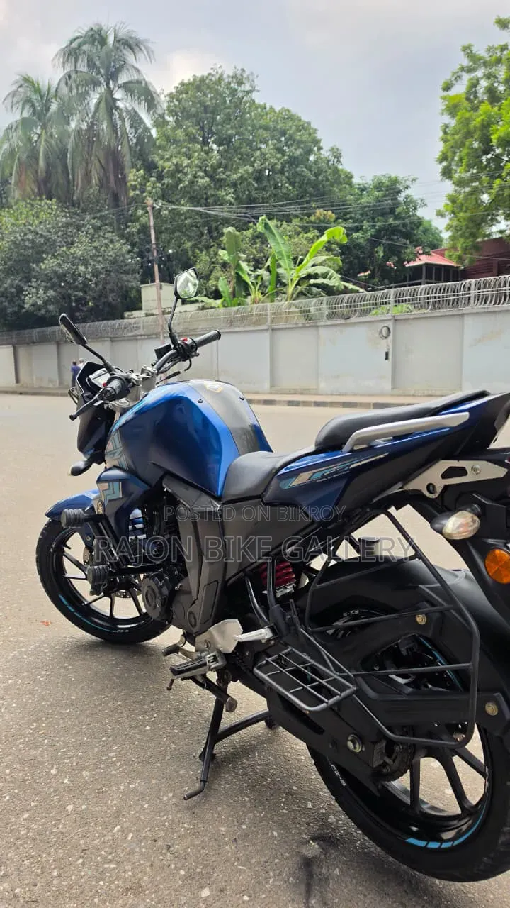Yamaha FZ 2024 Blue