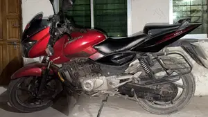 Bajaj Pulsar 150 2014 Red