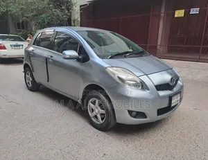 Toyota Vitz 2010 Gray