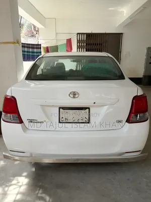 টয়োটা এক্সিও ২০১২ সাদা