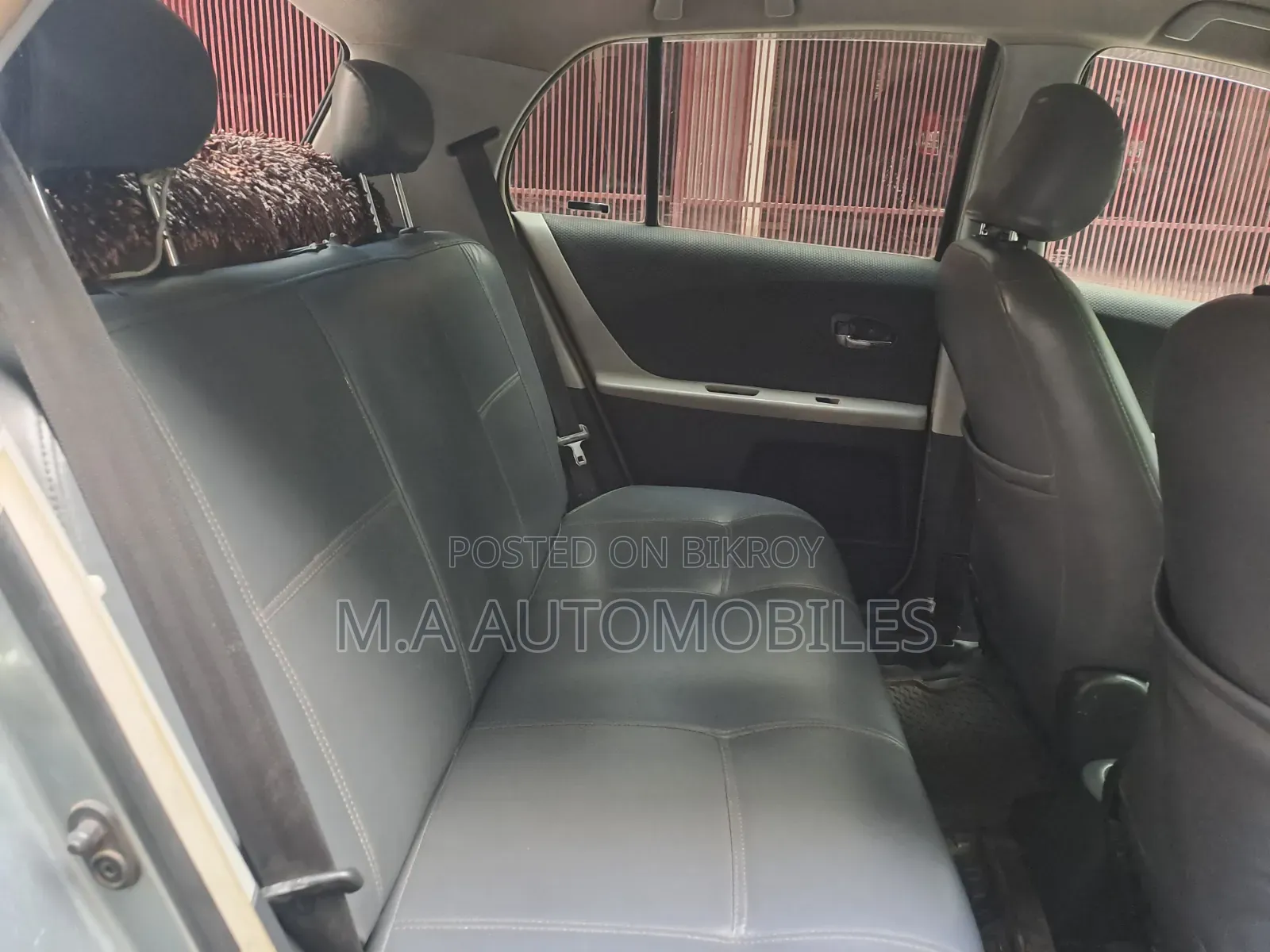 Toyota Vitz 2010 Gray