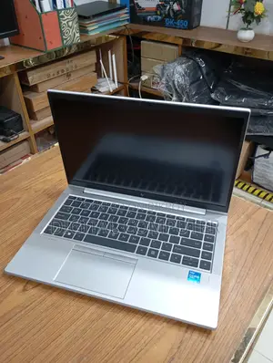 Laptop HP EliteBook 840 G8 16GB Intel Core i5 SSD 256GB