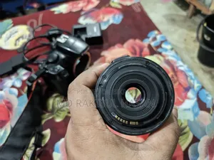Canon 1300D