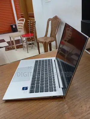 Laptop HP EliteBook 840 G9 16GB Intel Core i5 SSD 512GB
