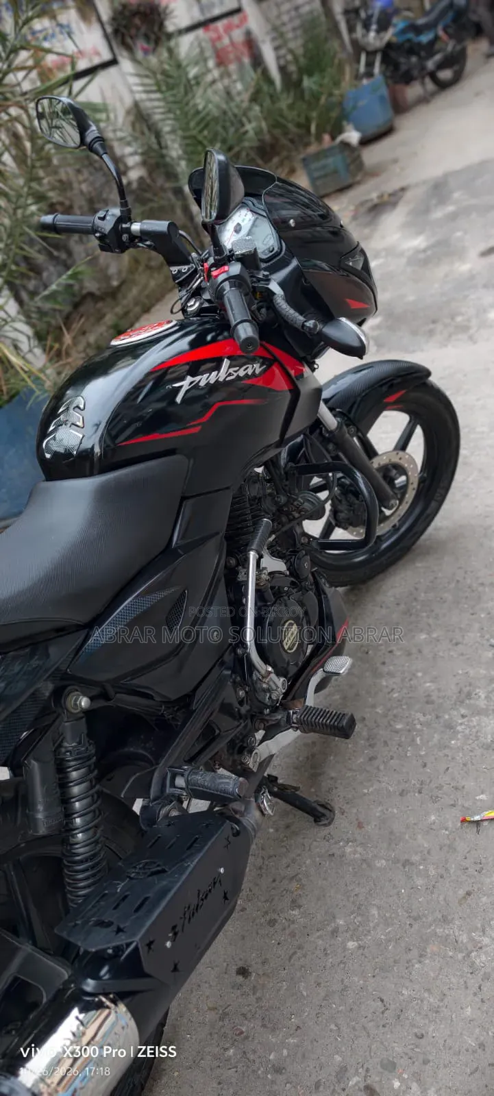 নিউ বাজাজ পালসার ১৫০ ২০২১ ব্ল্যাক