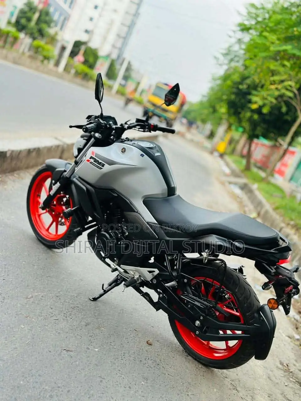 Yamaha FZS V4 2025 Gray