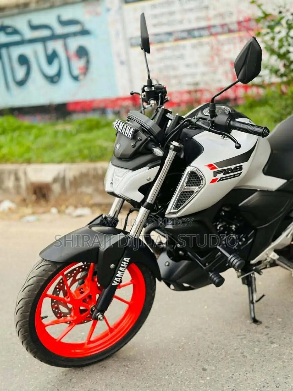 Yamaha FZS V4 2025 Gray