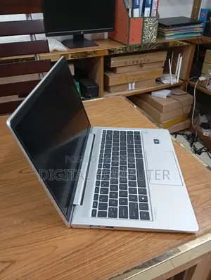 Laptop HP ProBook 445 G9 16GB AMD Ryzen 7 SSD 512GB