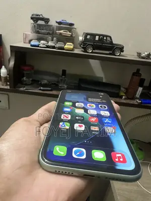 Apple iPhone 11 64 GB Green