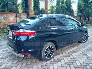 Honda Grace 2016 Black