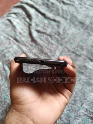 অ্যাপল আইফোন এক্সএস ম্যাক্স ২৫৬ জিবি ব্ল্যাক