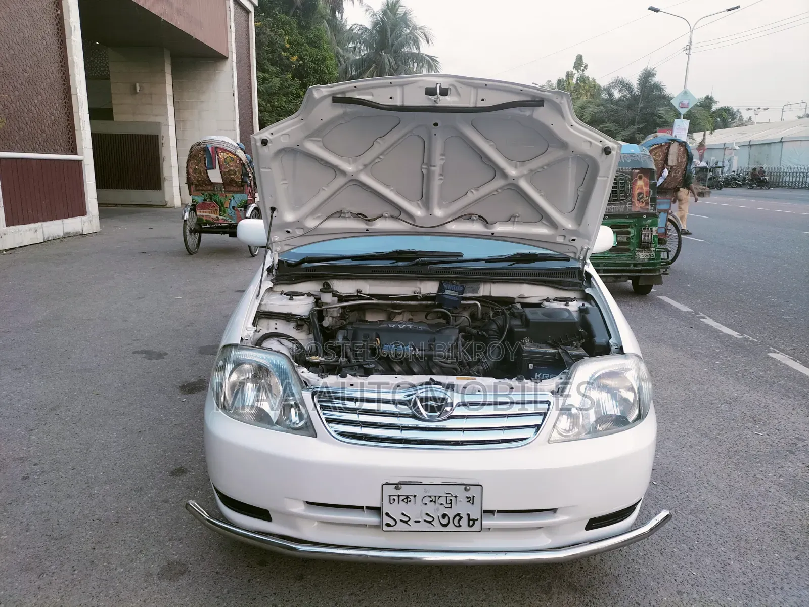 Toyota Corolla 2002 White