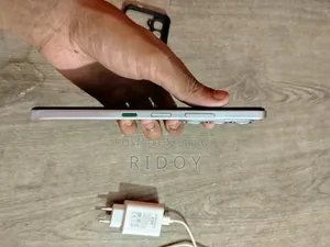 ইনফিনিক্স হট ৬০আই ১২৮ জিবি সিলভার
