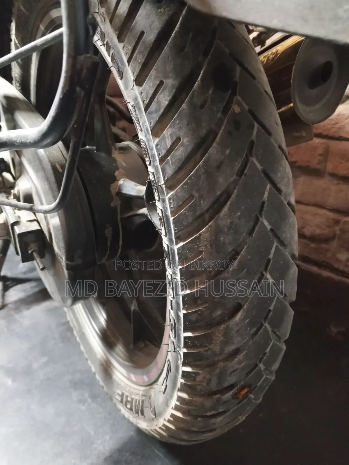 বাজাজ ডিসকাভার ১২৫ ২০২৩ লাল