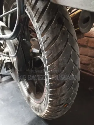 বাজাজ ডিসকাভার ১২৫ ২০২৩ লাল