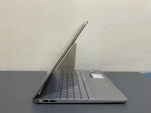 ল্যাপটপ এইচপি ৩জিবি ইন্টেল এসএসডি ২৫৬জিবি