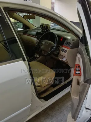 টয়োটা করোল্লা ফিল্ডার ২০০৫ অফ হোয়াইট