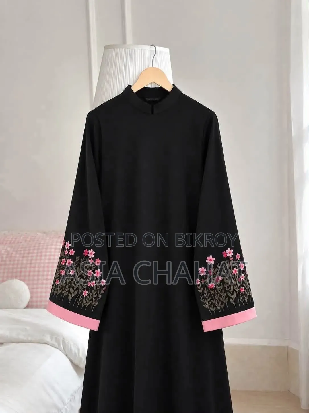 Floral Embroidery   Borkha 
♦