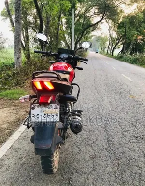 Bajaj Pulsar 150 2016 Red