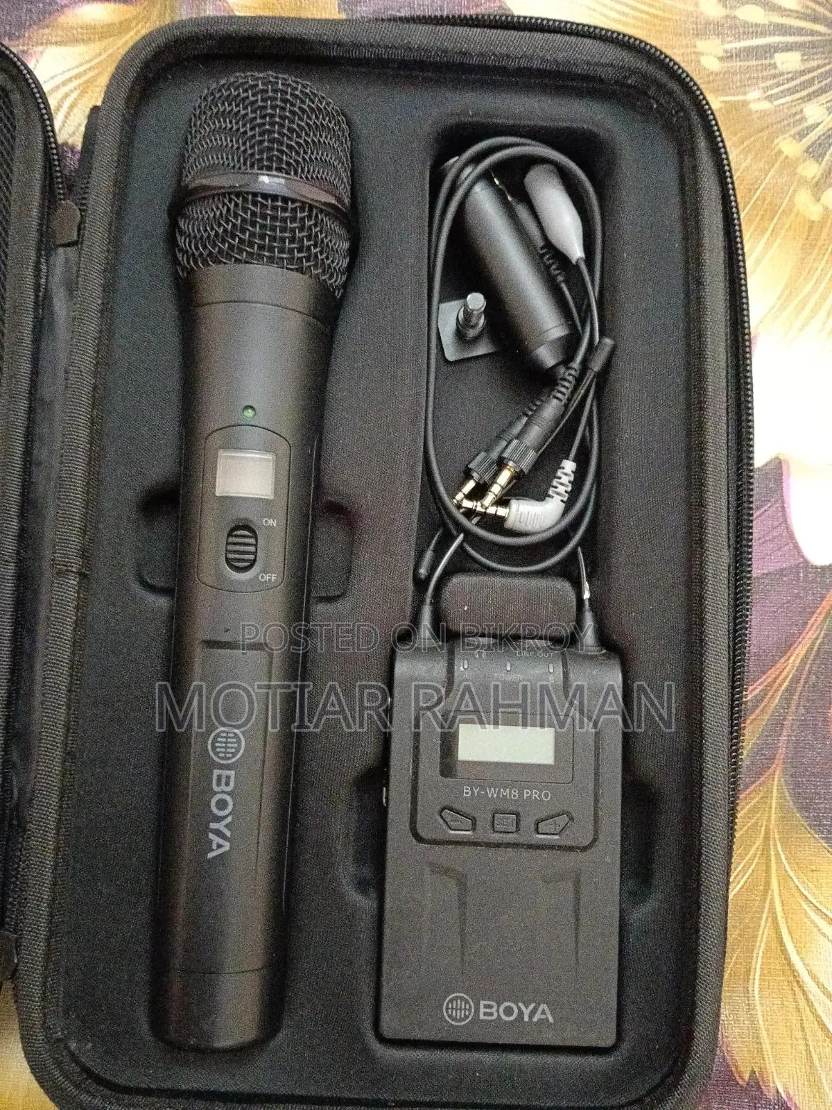 Boya BY-WM8 Pro-K3 Microphone for urgent sale.