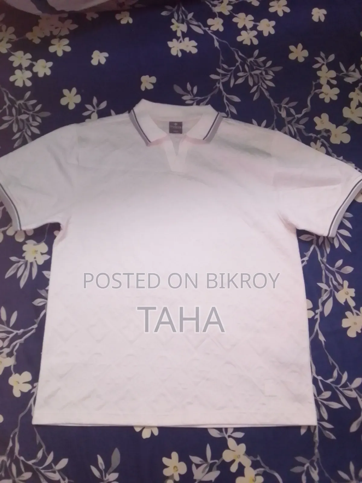 পোলো টি-শার্ট