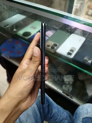 Vivo 128 GB Blue