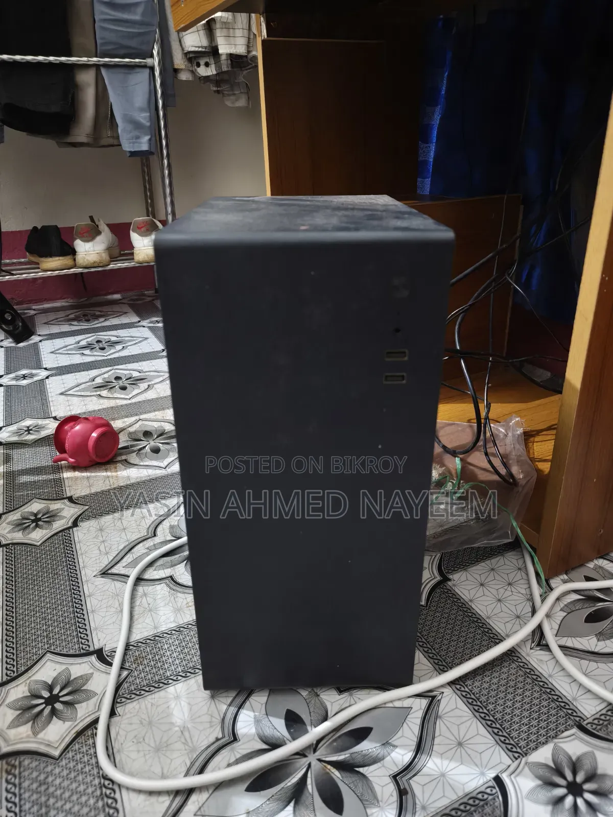 Complete PC Setup for Sale | Core I5, 8GB RAM, SSD, 19" Monitor & Table