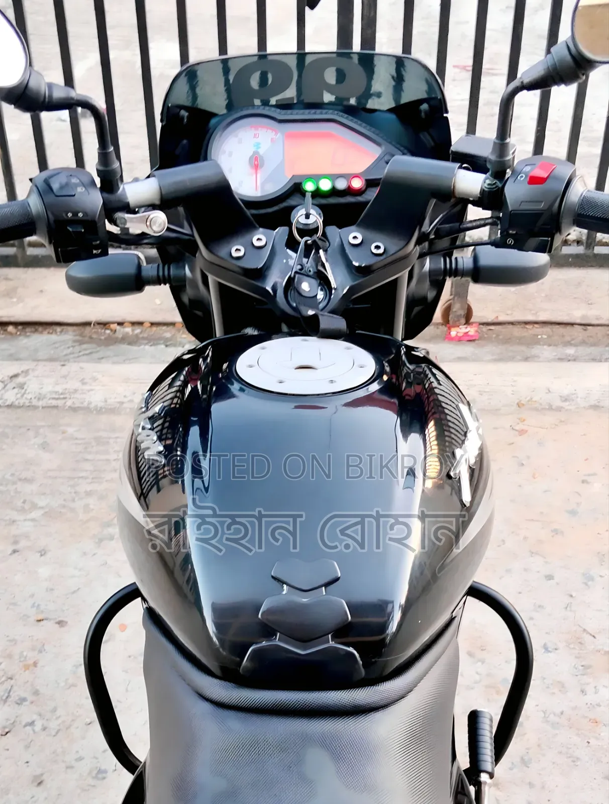 Bajaj Pulsar 150 2018 Black