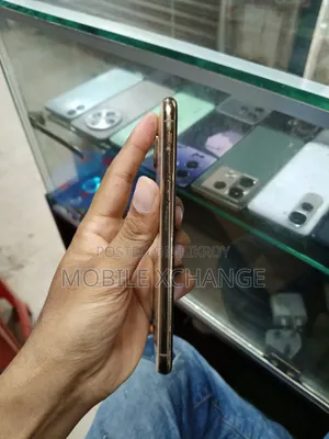 Apple iPhone XS 64 GB Rose Gold
