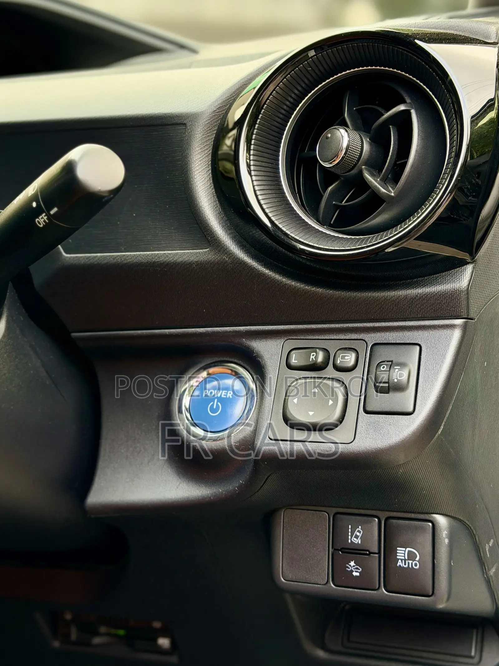 Toyota Aqua 2020 Pearl