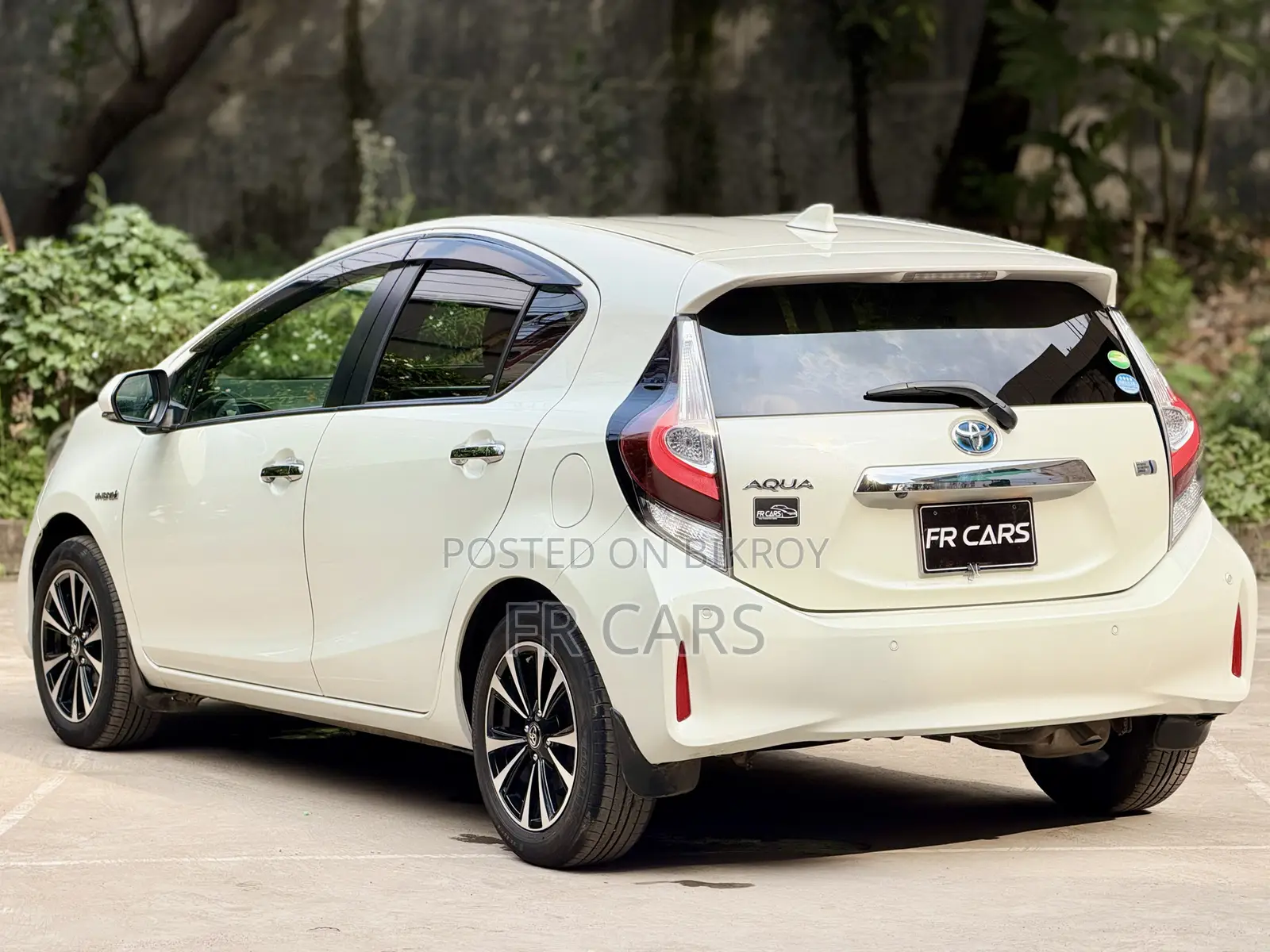 Toyota Aqua 2020 Pearl