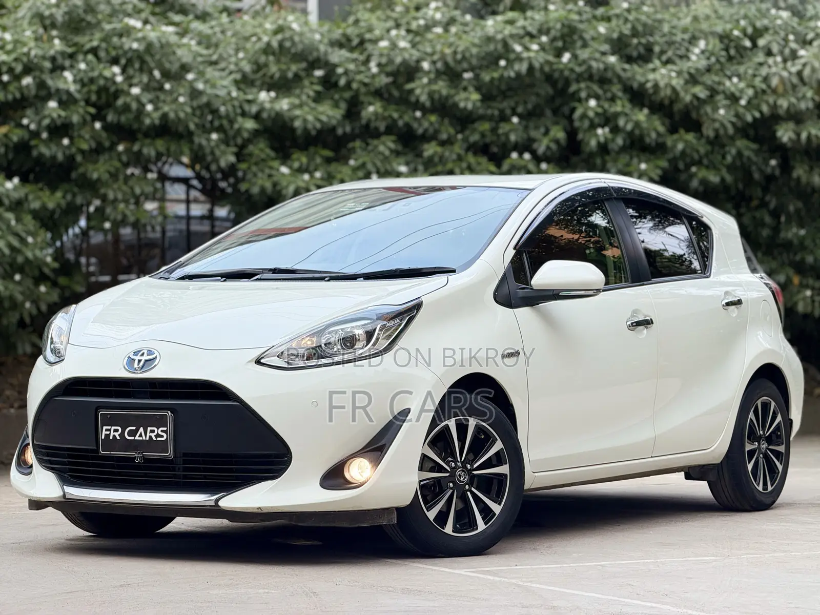 Toyota Aqua 2020 Pearl