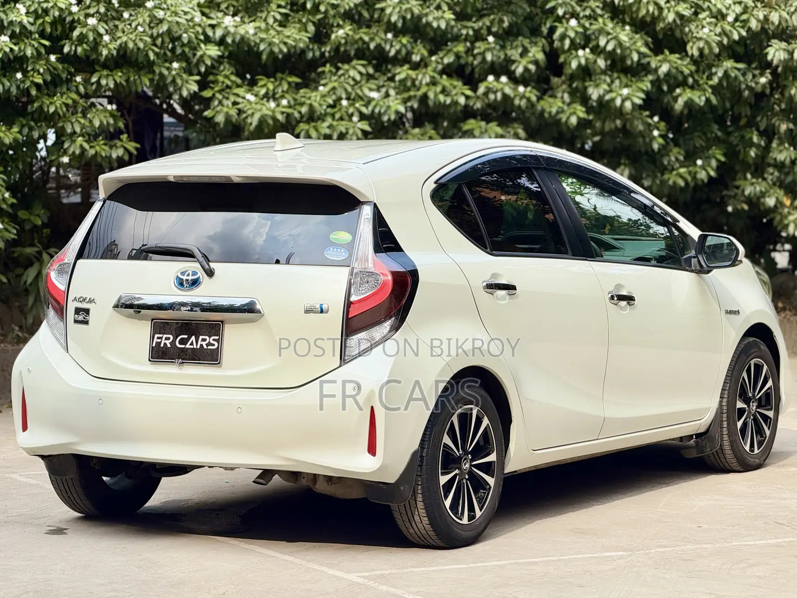Toyota Aqua 2020 Pearl