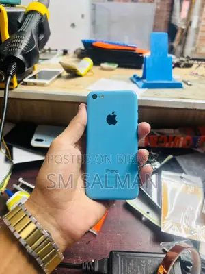 অ্যাপল আইফোন ৫সি ১৬ জিবি নীল
