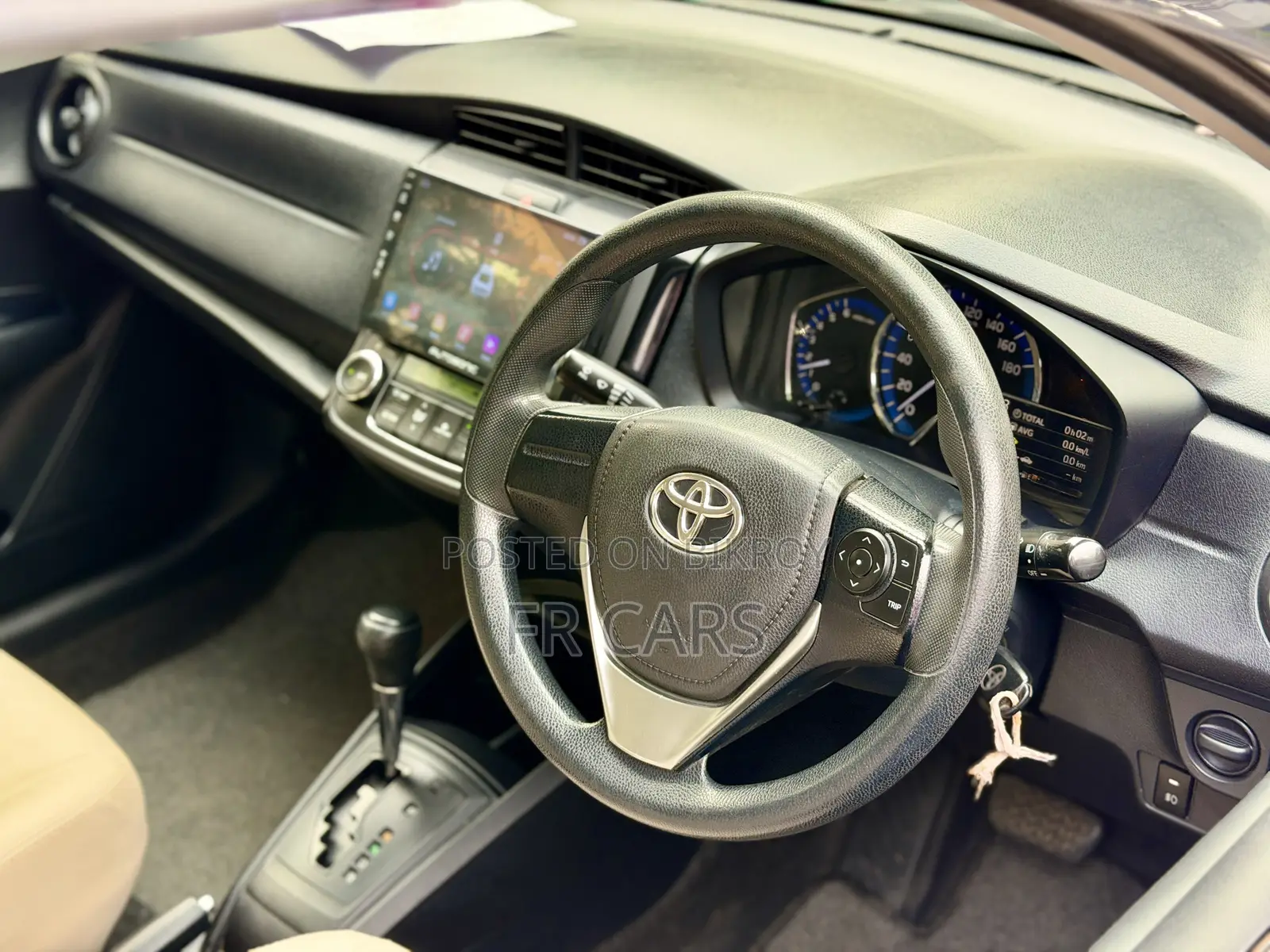 Toyota Axio 1.5 Hybrid 2-Wheel Drive 2017 White
