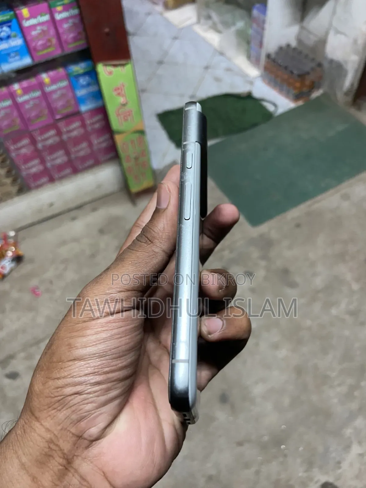 EL 128 GB