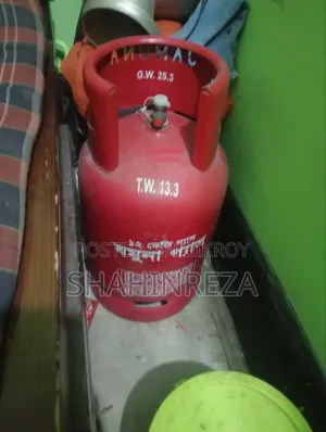 12 kg gas cylinder and stove for sale