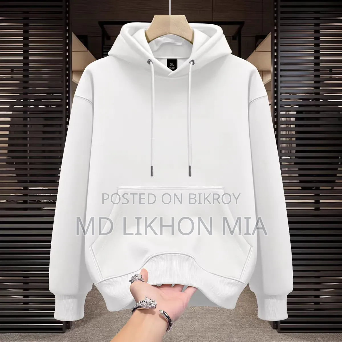 Premium Winter Hoodie - Warm & Stylish - M L XL - 4 Colors