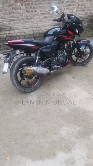 Bajaj Pulsar 150 2021 Red