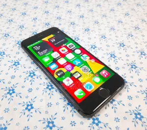 Apple iPhone 8 64 GB Black