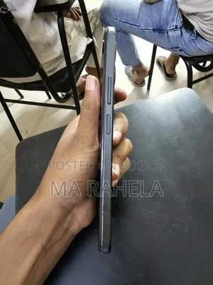 Vivo Y17 128 GB