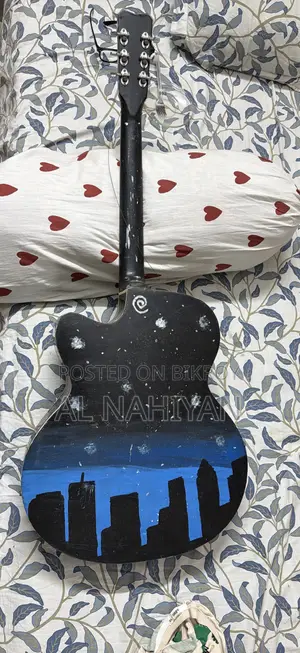 গিটার বিক্রির জন্য