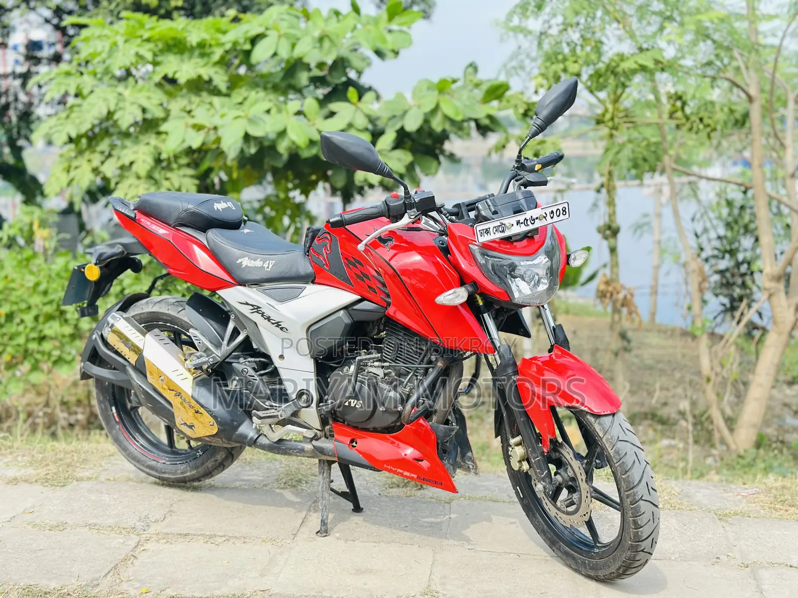 TVS Apache 160 4V 2019 Red