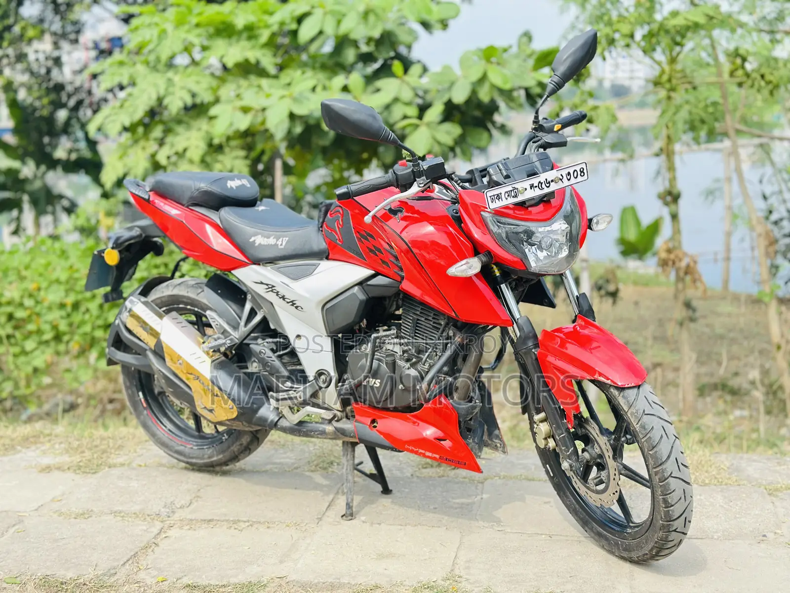 TVS Apache 160 4V 2019 Red