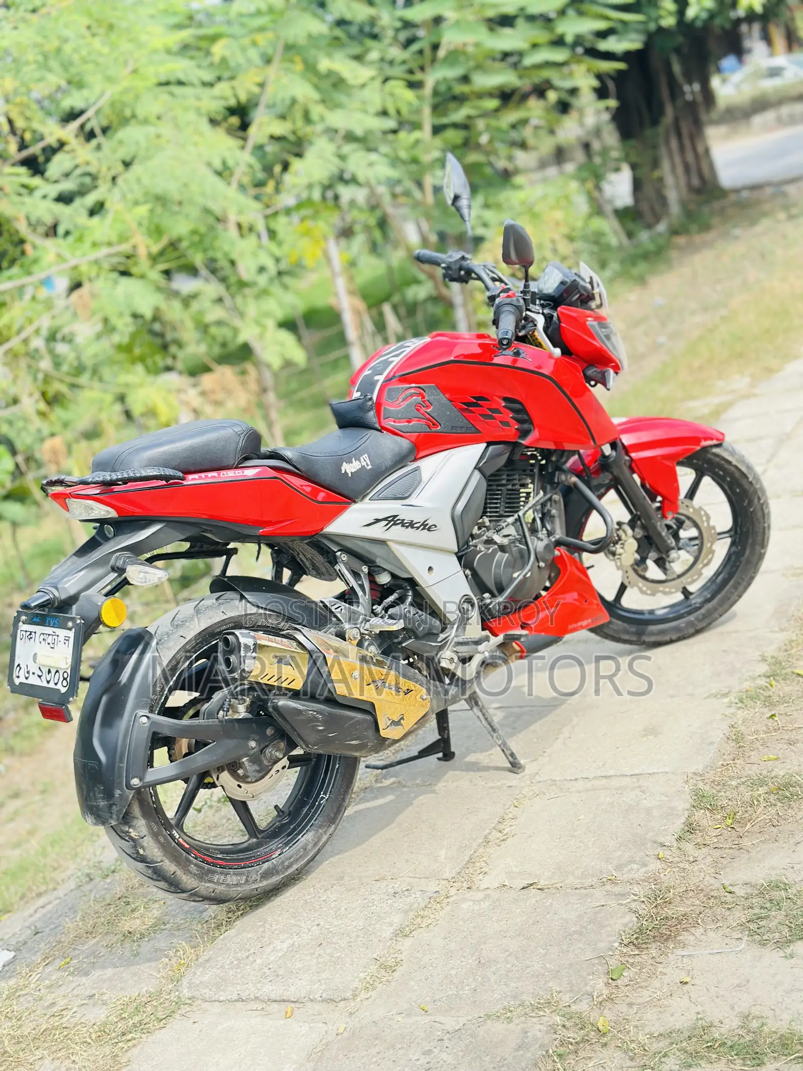 TVS Apache 160 4V 2019 Red