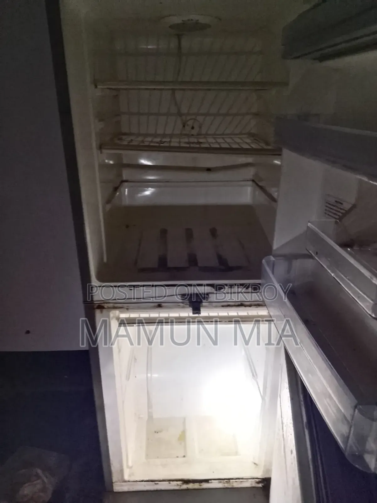 Refrigerator