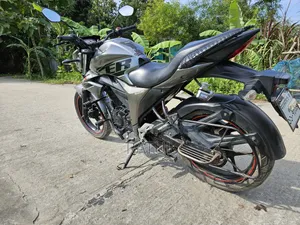Suzuki Gixxer 2017 Silver