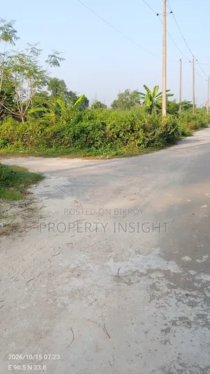 South Facing: 5 Katha Sector 11