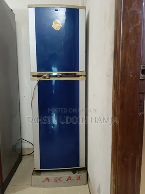 পুরনো ফ্রিজ বিক্রি হবে